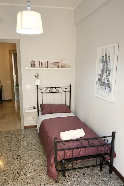 La Casa In Prati Bed & Breakfast Roma Oda fotoğraf
